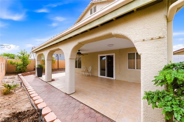902 Royalmile Way, North Las Vegas, NV 89032