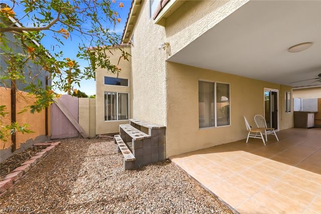 902 Royalmile Way, North Las Vegas, NV 89032