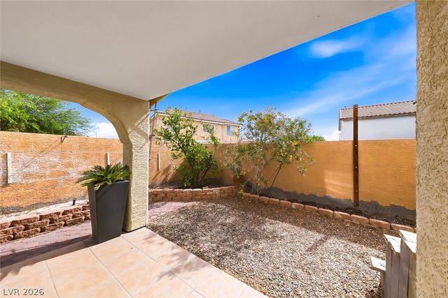 902 Royalmile Way, North Las Vegas, NV 89032