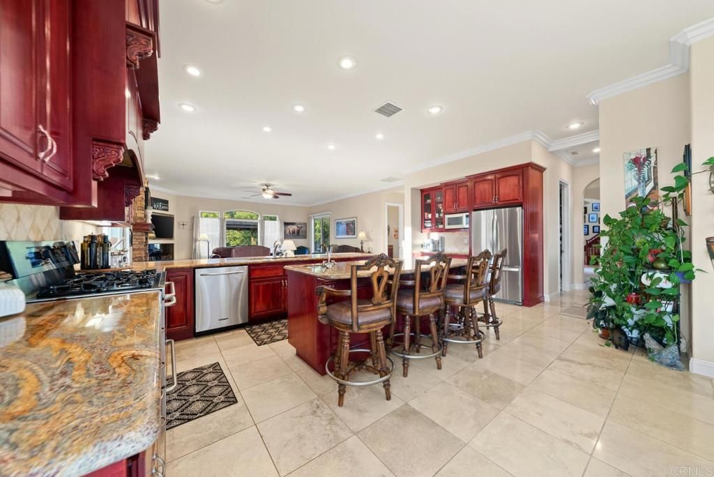 Image 10 of property listing at 19700 Calle Pena Huerta, Temecula, CA 92590