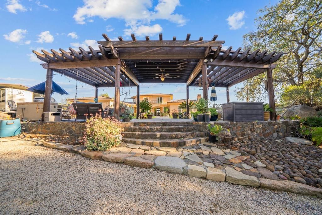 Image 19 of property listing at 19700 Calle Pena Huerta, Temecula, CA 92590