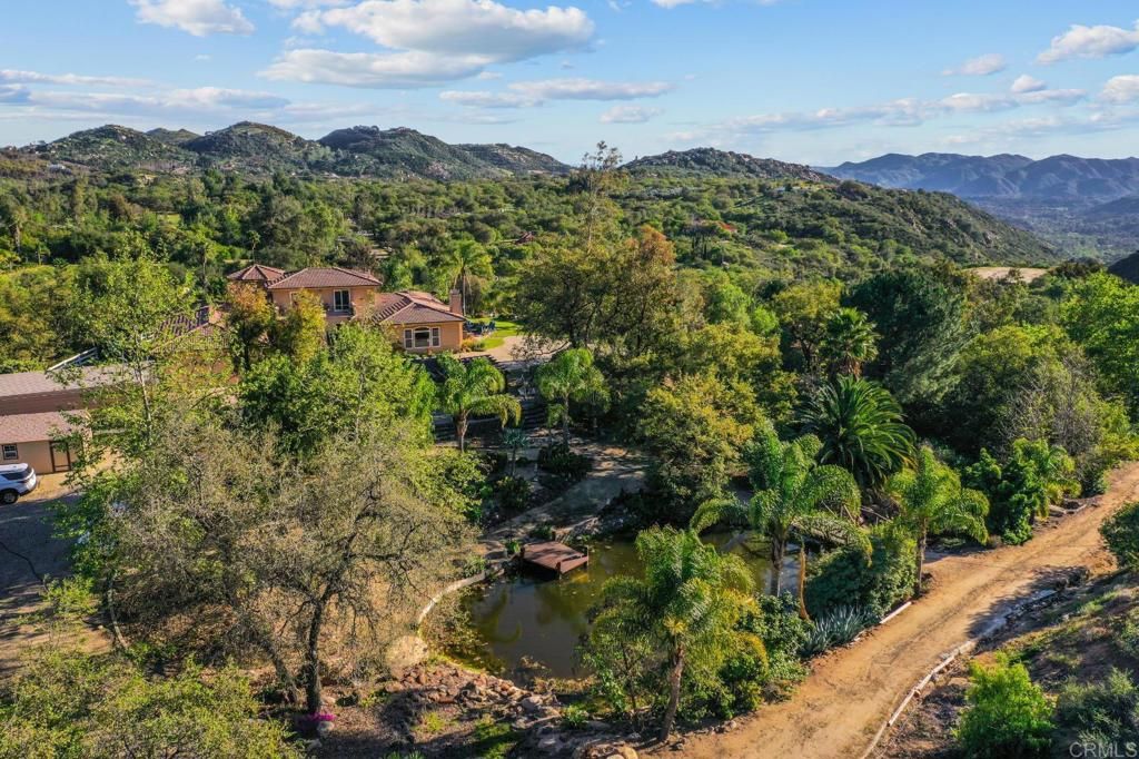 Image 23 of property listing at 19700 Calle Pena Huerta, Temecula, CA 92590