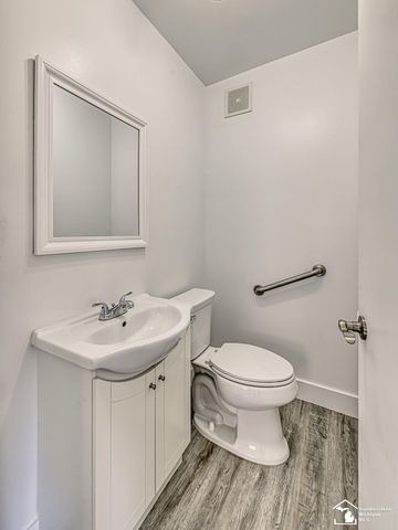 465 Riverview Avenue, Monroe, MI 48162