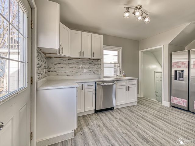 465 Riverview Avenue, Monroe, MI 48162