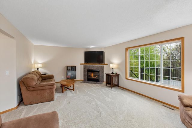 18769 Englewood Way, Farmington, MN 55024