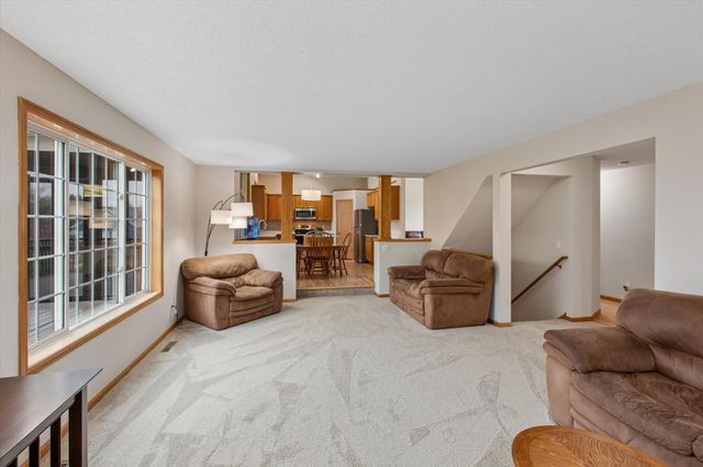 18769 Englewood Way, Farmington, MN 55024