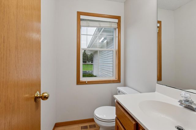 18769 Englewood Way, Farmington, MN 55024