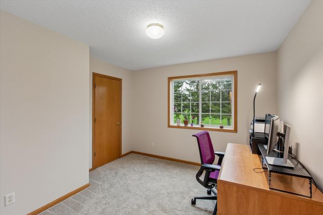 18769 Englewood Way, Farmington, MN 55024