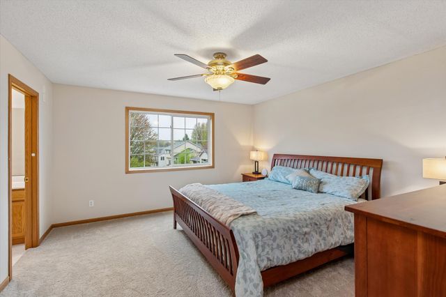 18769 Englewood Way, Farmington, MN 55024