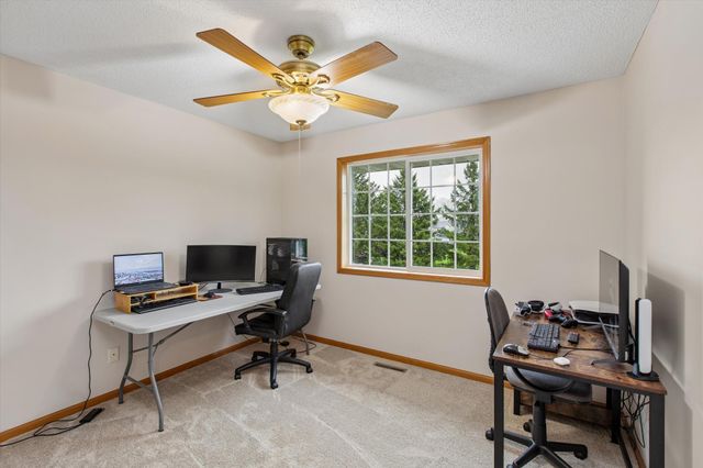 18769 Englewood Way, Farmington, MN 55024