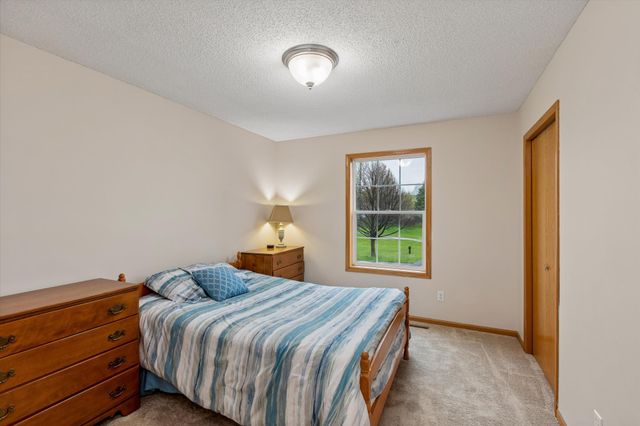 18769 Englewood Way, Farmington, MN 55024