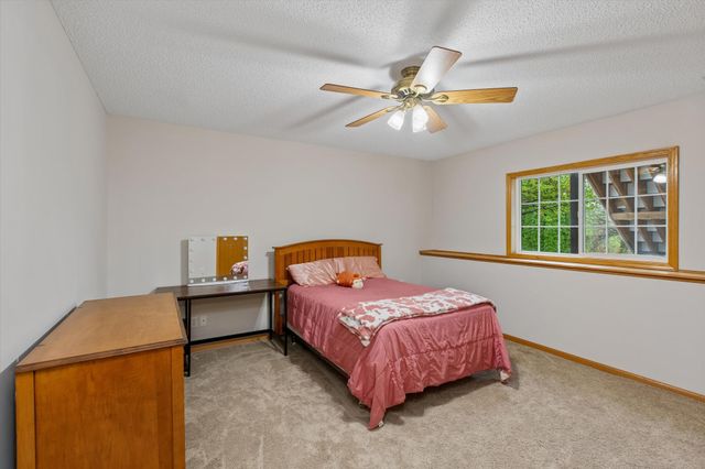 18769 Englewood Way, Farmington, MN 55024