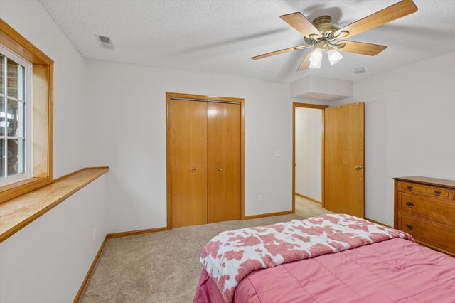 18769 Englewood Way, Farmington, MN 55024