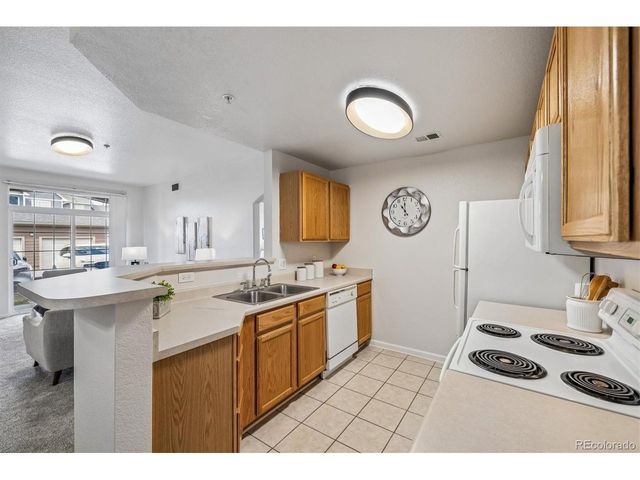 7440 S Blackhawk St 2-104, Englewood, CO 80112