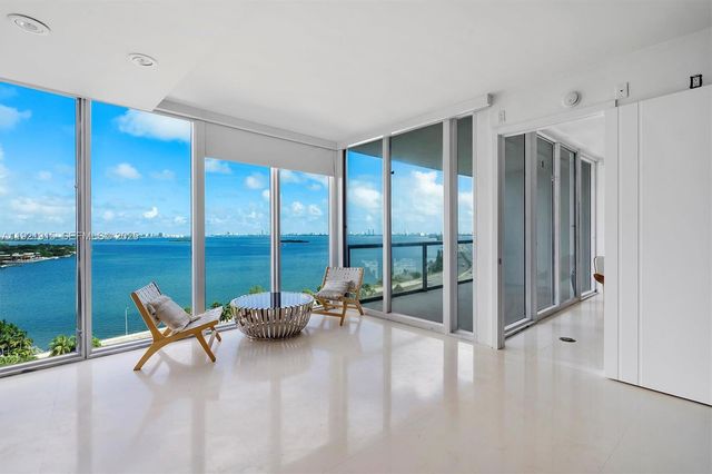 601 NE 36th St 1310, Miami, FL 33137