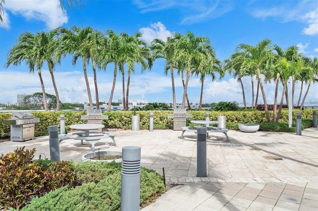 601 NE 36th St 1310, Miami, FL 33137