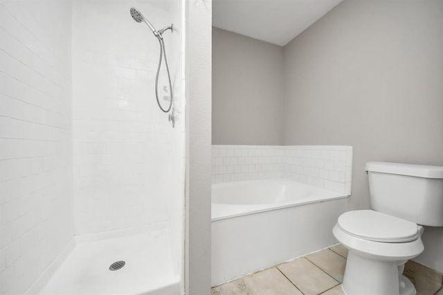 4915 Pecan Grove Dr, Pearland, TX 77584