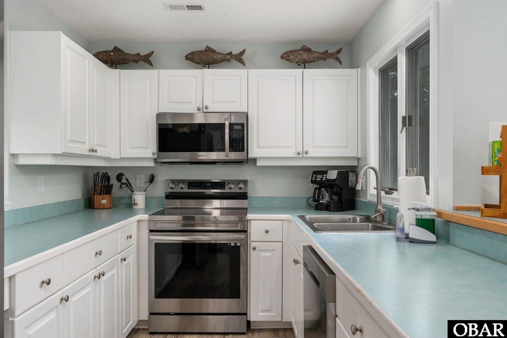 Image 14 of property listing at 1132 Ocracoke Court Unit 673, Corolla, NC 27927