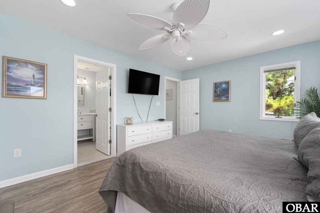 Image 23 of property listing at 1132 Ocracoke Court Unit 673, Corolla, NC 27927