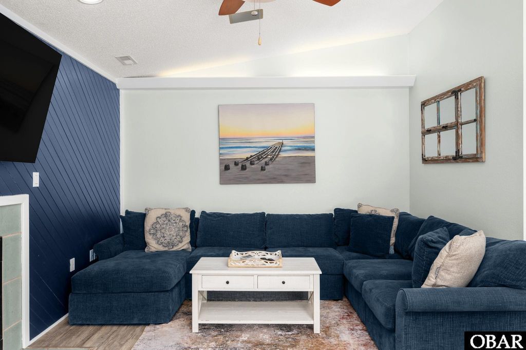 Image 6 of property listing at 1132 Ocracoke Court Unit 673, Corolla, NC 27927