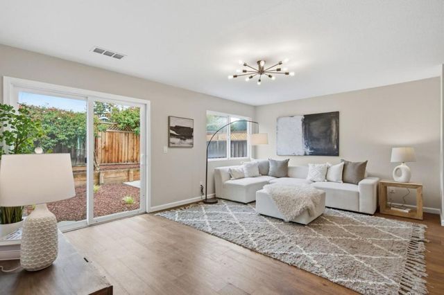 2752 Forbes, Santa Clara, CA 95051