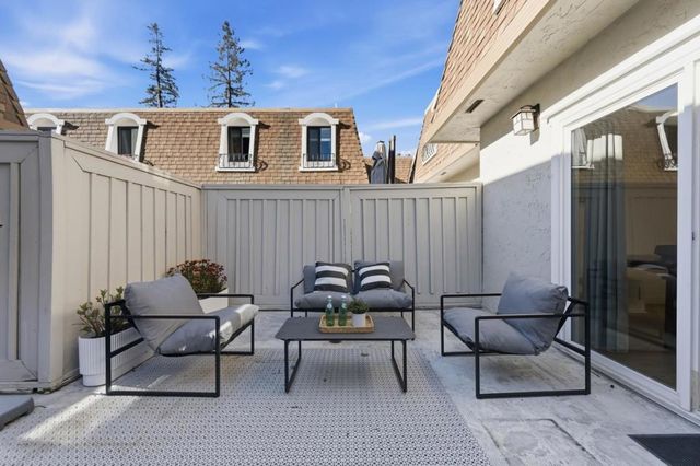 614 Forest Avenue, Palo Alto, CA 94301