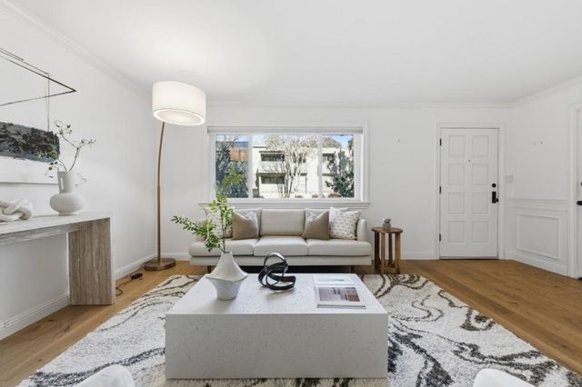 614 Forest Avenue, Palo Alto, CA 94301