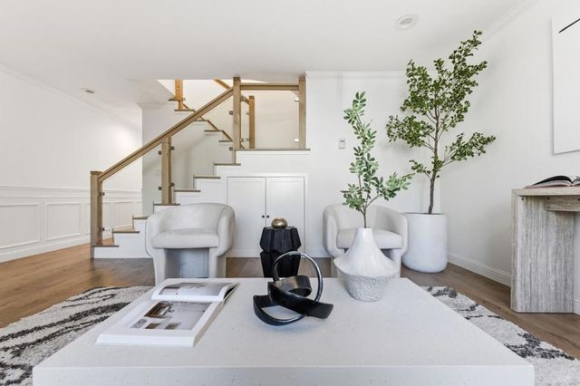 614 Forest Avenue, Palo Alto, CA 94301