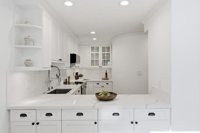 614 Forest Avenue, Palo Alto, CA 94301