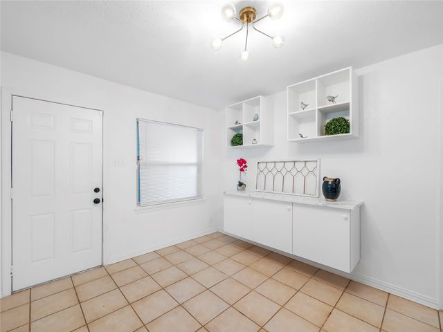 6723 Santa Anita Drive, Dallas, TX 75214