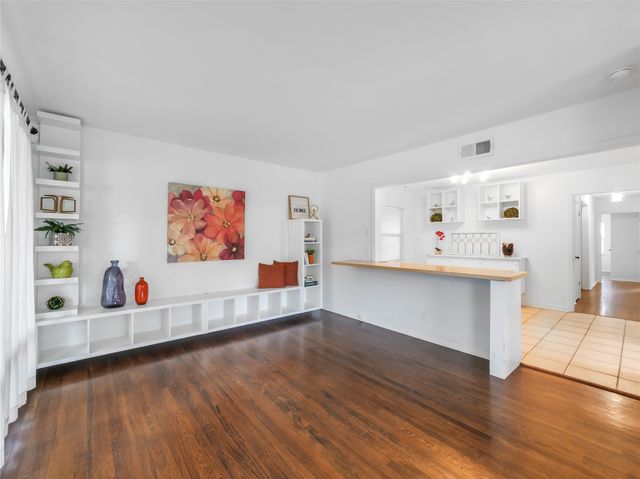 6723 Santa Anita Drive, Dallas, TX 75214