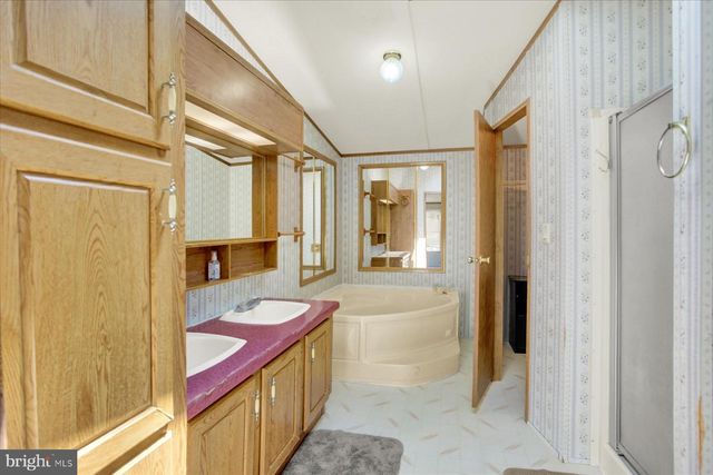 1390 LATIMORE VALLEY RD, York Springs, PA 17372