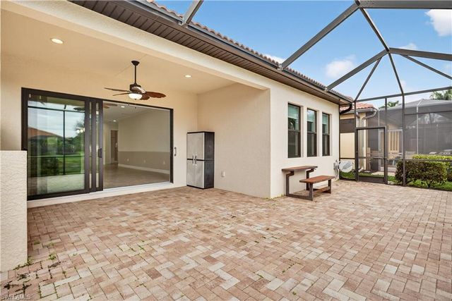 1412 Lucena LN S, Naples, FL 34113