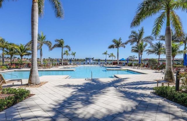 1412 Lucena LN S, Naples, FL 34113