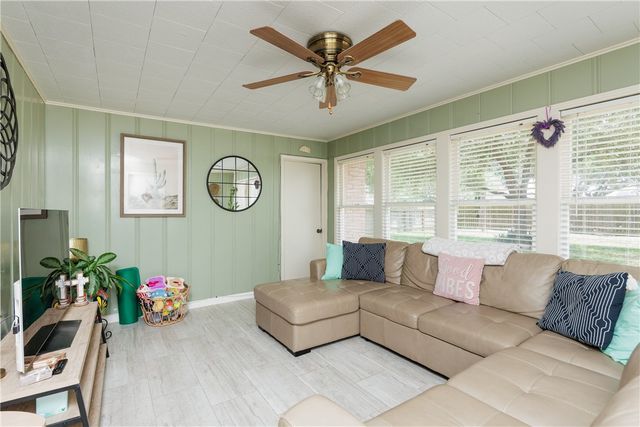 10639 Emmord Loop, Corpus Christi, TX 78410