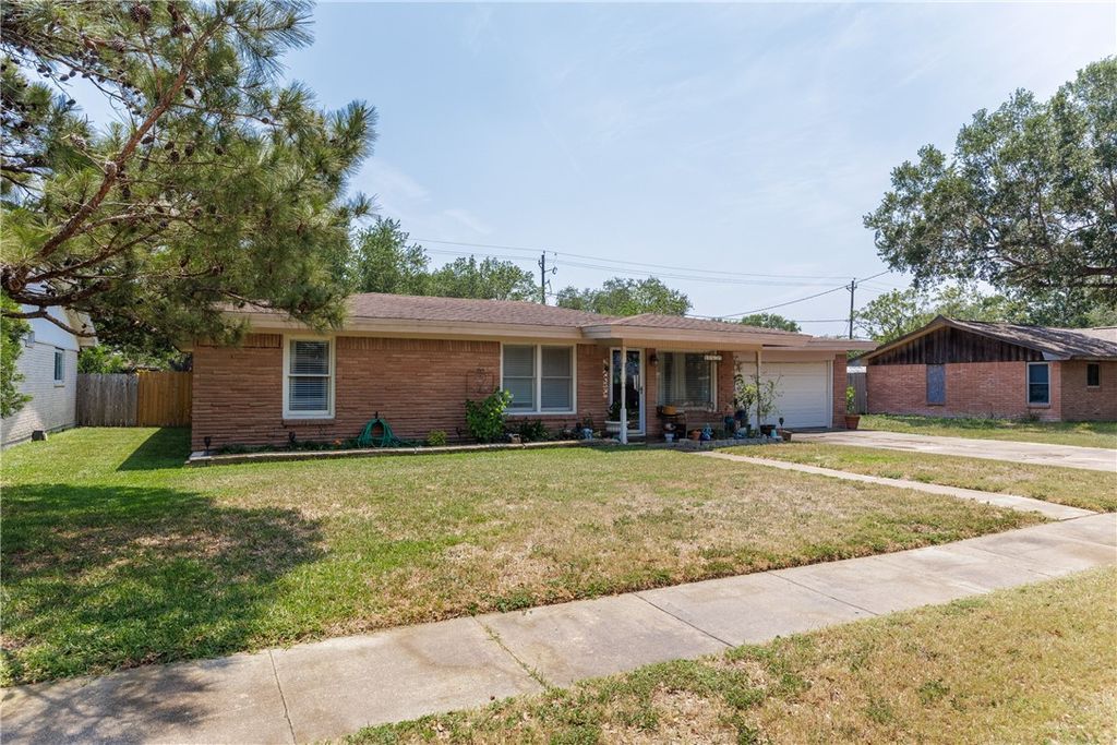 10639 Emmord Loop, Corpus Christi, TX 78410