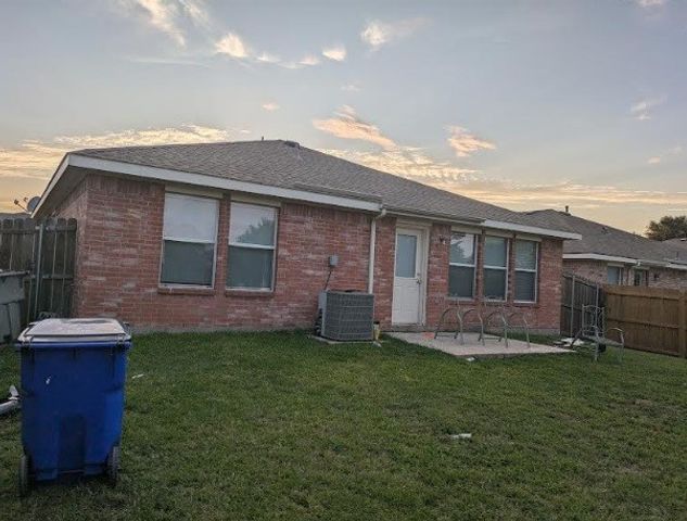 2005 Wildwood Drive, Forney, TX 75126