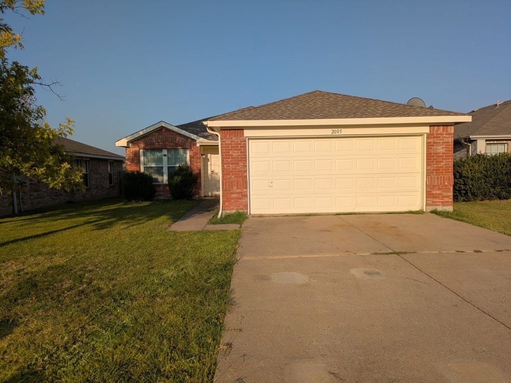 2005 Wildwood Drive, Forney, TX 75126