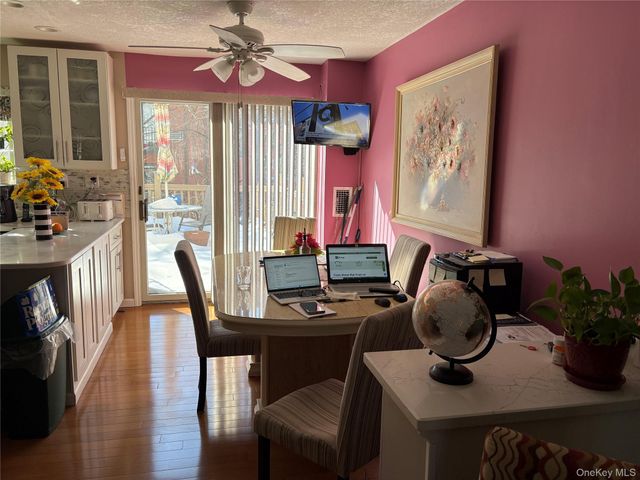 281 Graff Avenue, Bronx, NY 10465