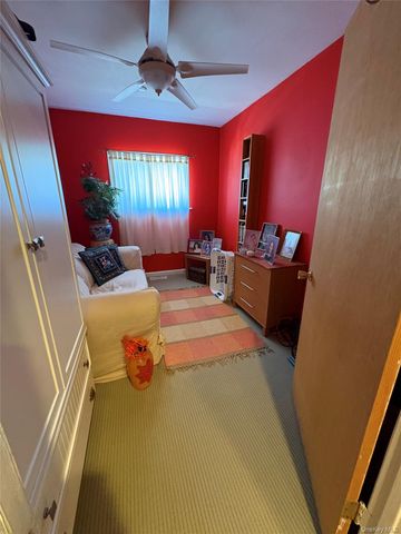 281 Graff Avenue, Bronx, NY 10465