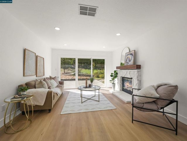 2482 2482 Wildhorse Dr, San Ramon, CA 94583