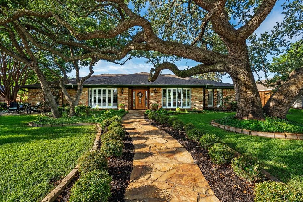 7240 Hunters Ridge, Dallas, TX 75248