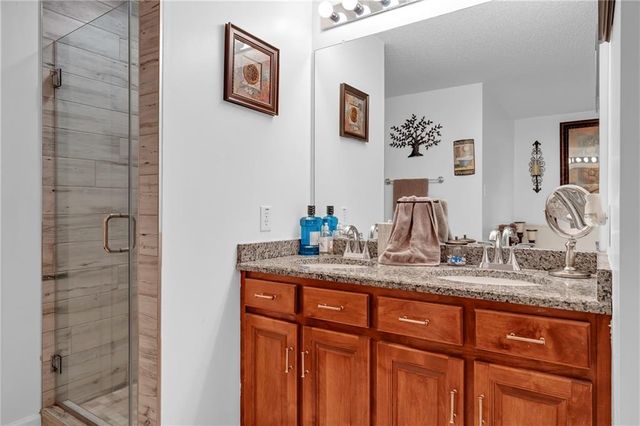 11851 Mose Lane N, Grand Bay, AL 36541