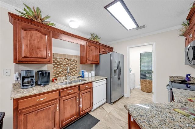 11851 Mose Lane N, Grand Bay, AL 36541