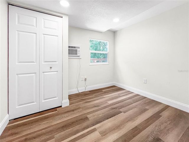 2623 8TH STREET, Orlando, FL 32820
