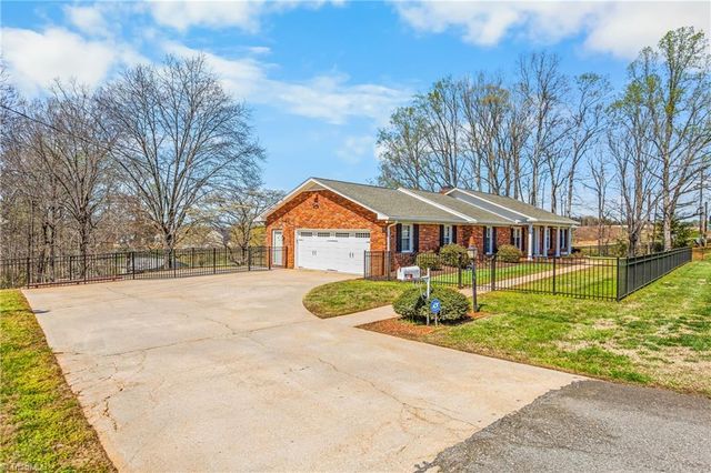 1120 Bethania Rural Hall Road, Rural Hall, NC 27045