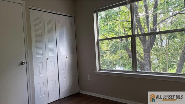 39 Morgan Place, East Brunswick, NJ 08816