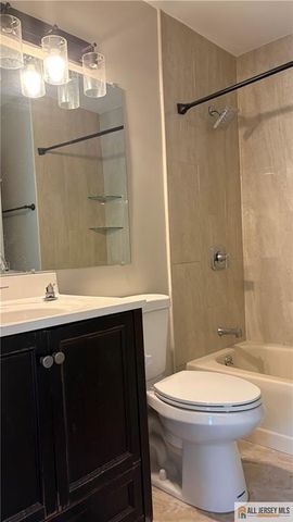 39 Morgan Place, East Brunswick, NJ 08816
