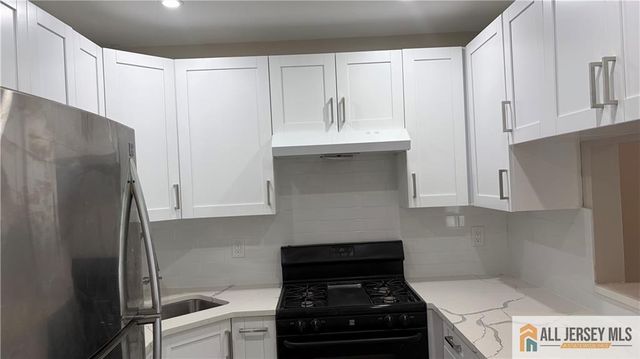 39 Morgan Place, East Brunswick, NJ 08816