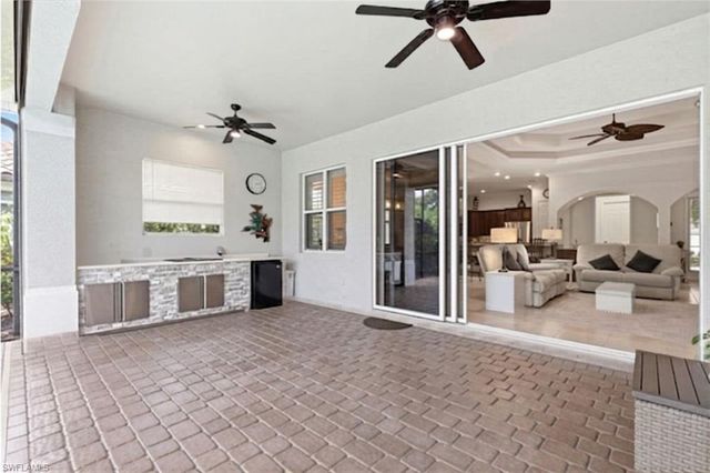 10736 Fieldfair DR, Naples, FL 34119